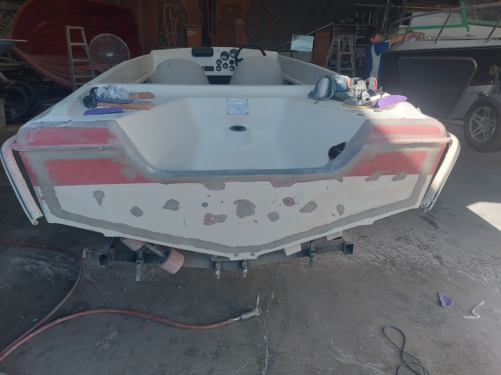 Crestrida Boats/Fibreglass Repairs | 12 Huntington St, Clontarf QLD 4019, Australia | Phone: (07) 3284 8039
