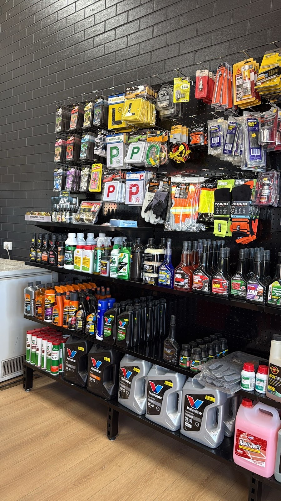 Boost Fuel Bermagui | 8 Wallaga Lake Rd, Bermagui NSW 2546, Australia | Phone: 0400 597 026
