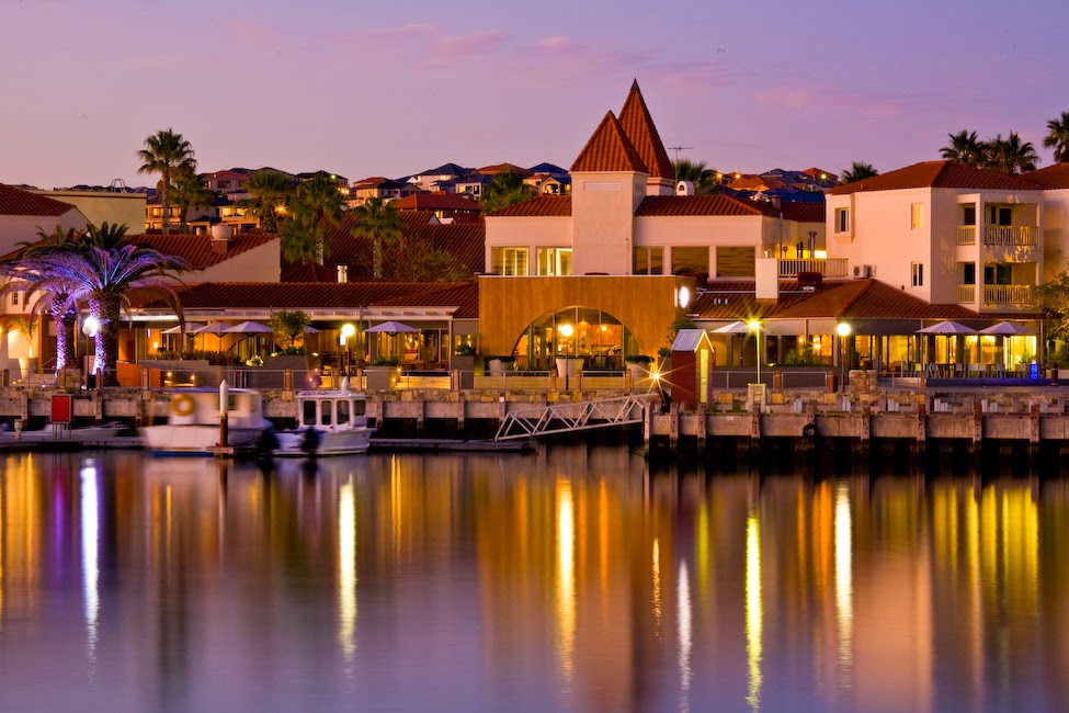 The Marina, Mindarie | lodging | 33 Ocean Falls Blvd, Mindarie WA 6030, Australia | 0893059305 OR +61 8 9305 9305