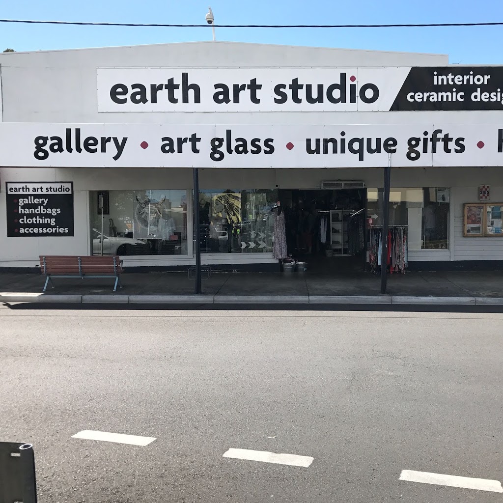 Earth Art Studio Inverloch | 2-4 Williams St, Inverloch VIC 3996, Australia | Phone: (03) 5674 1256