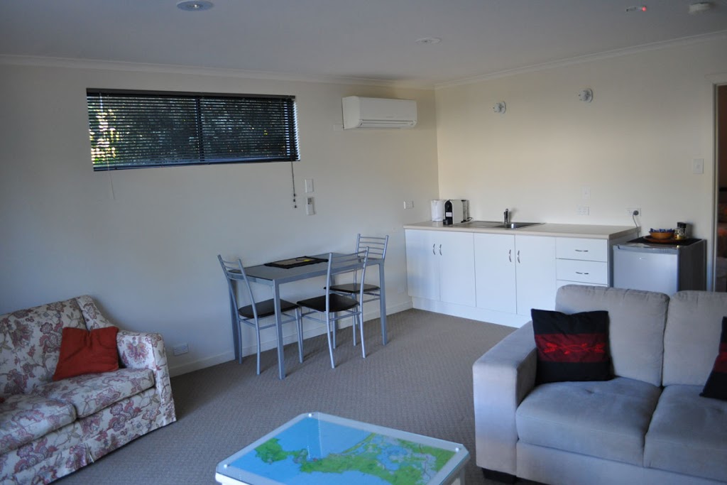 Warrakilla | lodging | 23 Jetty Rd, Coles Bay TAS 7215, Australia | 0418588913 OR +61 418 588 913