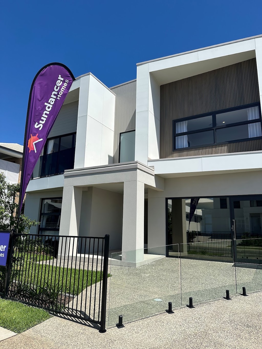 Sundancer Homes Menangle Park Display Home | 6 Poseidon St, Menangle Park NSW 2563, Australia | Phone: 0404 481 882