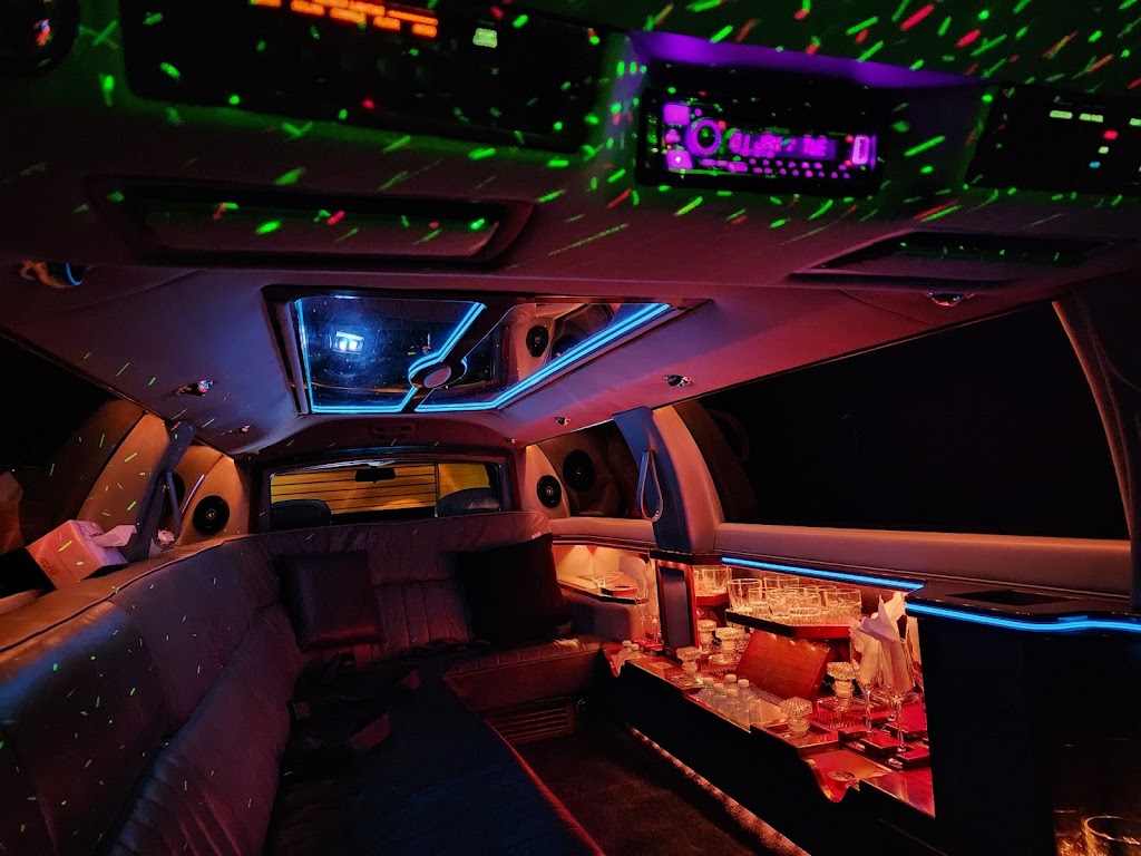 Yarra Limos | 8 Banner Ct, Glen Waverley VIC 3150, Australia | Phone: 0450 860 035