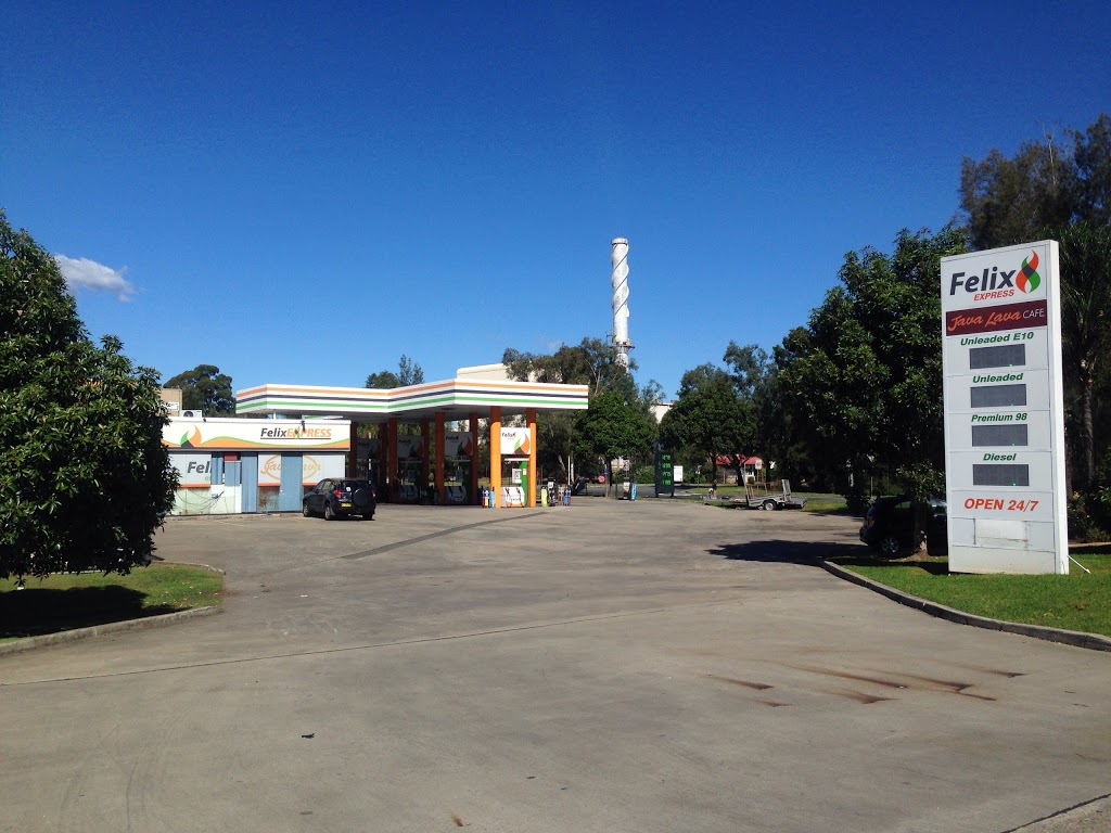 Felix Express | gas station | 58 Stennett Rd, Ingleburn NSW 2565, Australia | 0296185904 OR +61 2 9618 5904