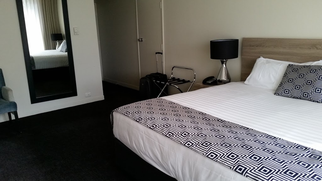 The Dingley Hotel | lodging | 334 Boundary Rd, Dingley Village VIC 3172, Australia | 0395518344 OR +61 3 9551 8344
