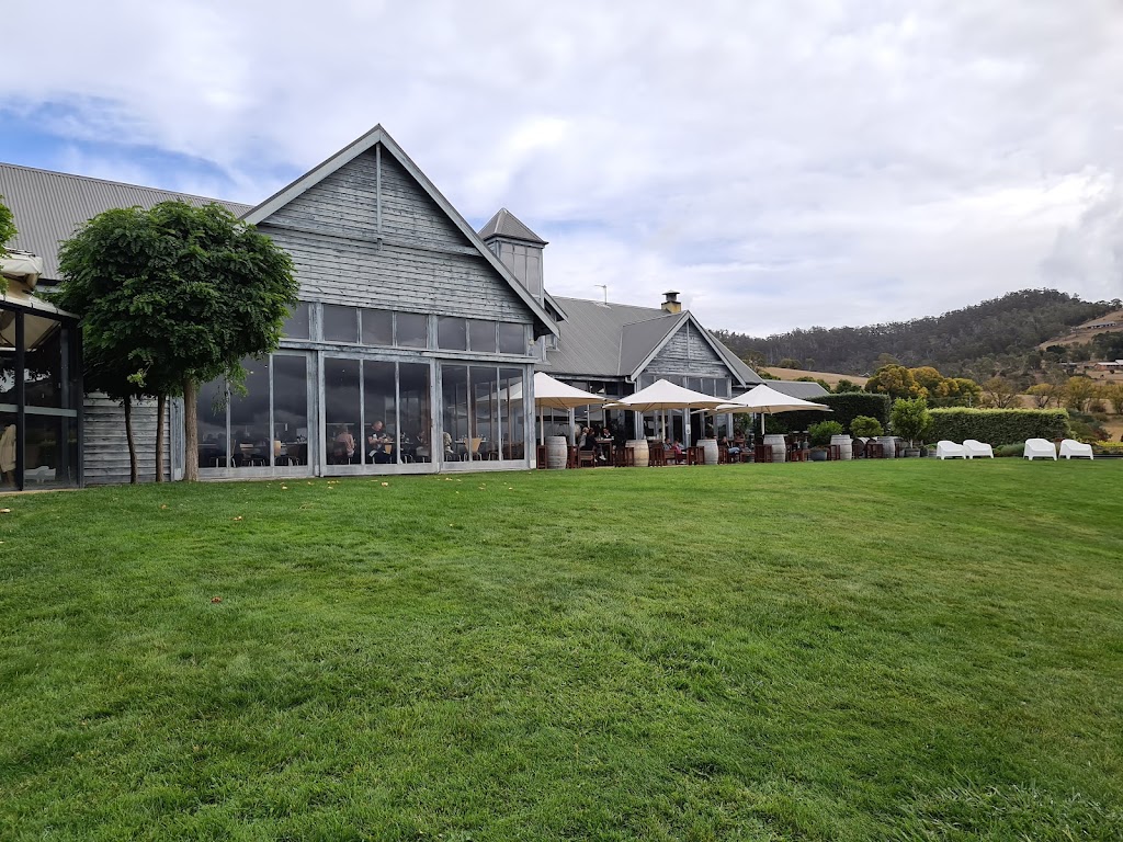 Frogmore Creek Winery | tourist attraction | 20 Denholms Rd, Cambridge TAS 7170, Australia | 0362745844 OR +61 3 6274 5844