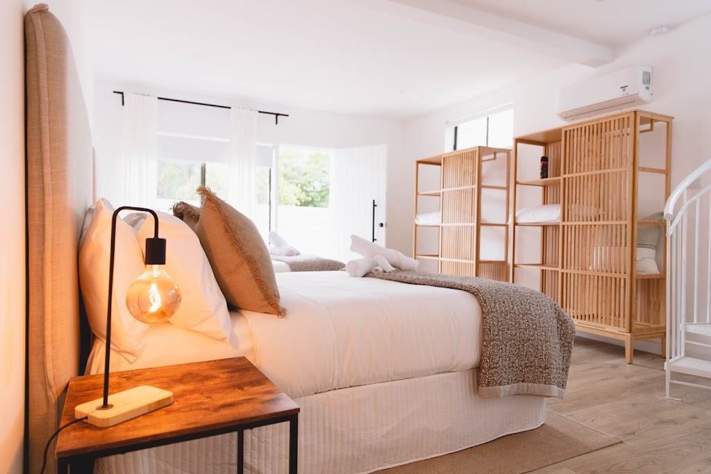 Lake Metung | 48 Beach Rd, Metung VIC 3904, Australia | Phone: 0423 462 888