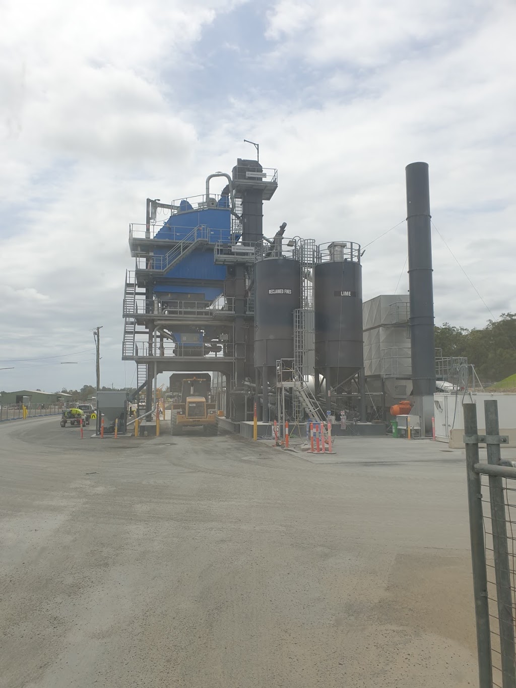 Austek asphalt plant | general contractor | Luscombe QLD 4207, Australia | 0437114830 OR +61 437 114 830