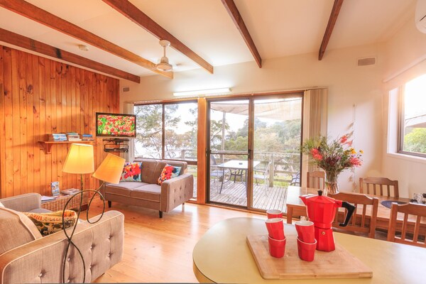 Nungurner Jetty View Cabins | 230 Nungurner Jetty Rd, Nungurner VIC 3909, Australia | Phone: (03) 5156 0432