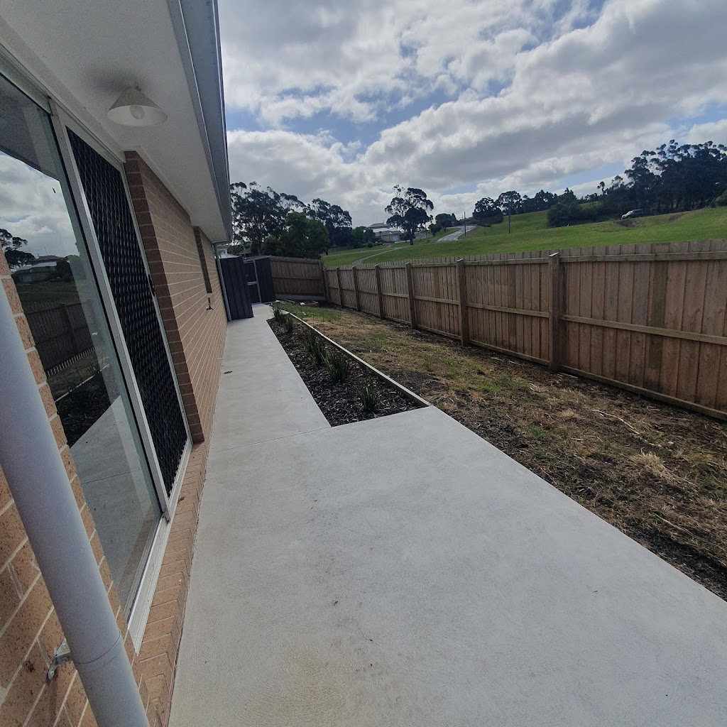 S&B Landscape Services LV | McLean Ave, Churchill VIC 3842, Australia | Phone: 0461 419 529