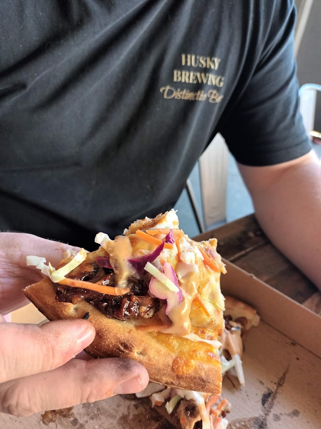Hungry Husky Pizza | 4 Cumberland Ave, South Nowra NSW 2541, Australia | Phone: 0434 875 901