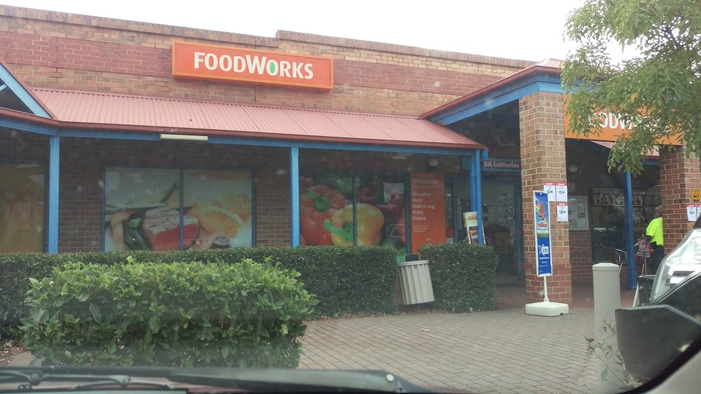 FoodWorks | supermarket | 2 Montague Rd, Pooraka SA 5095, Australia | 0883594799 OR +61 8 8359 4799