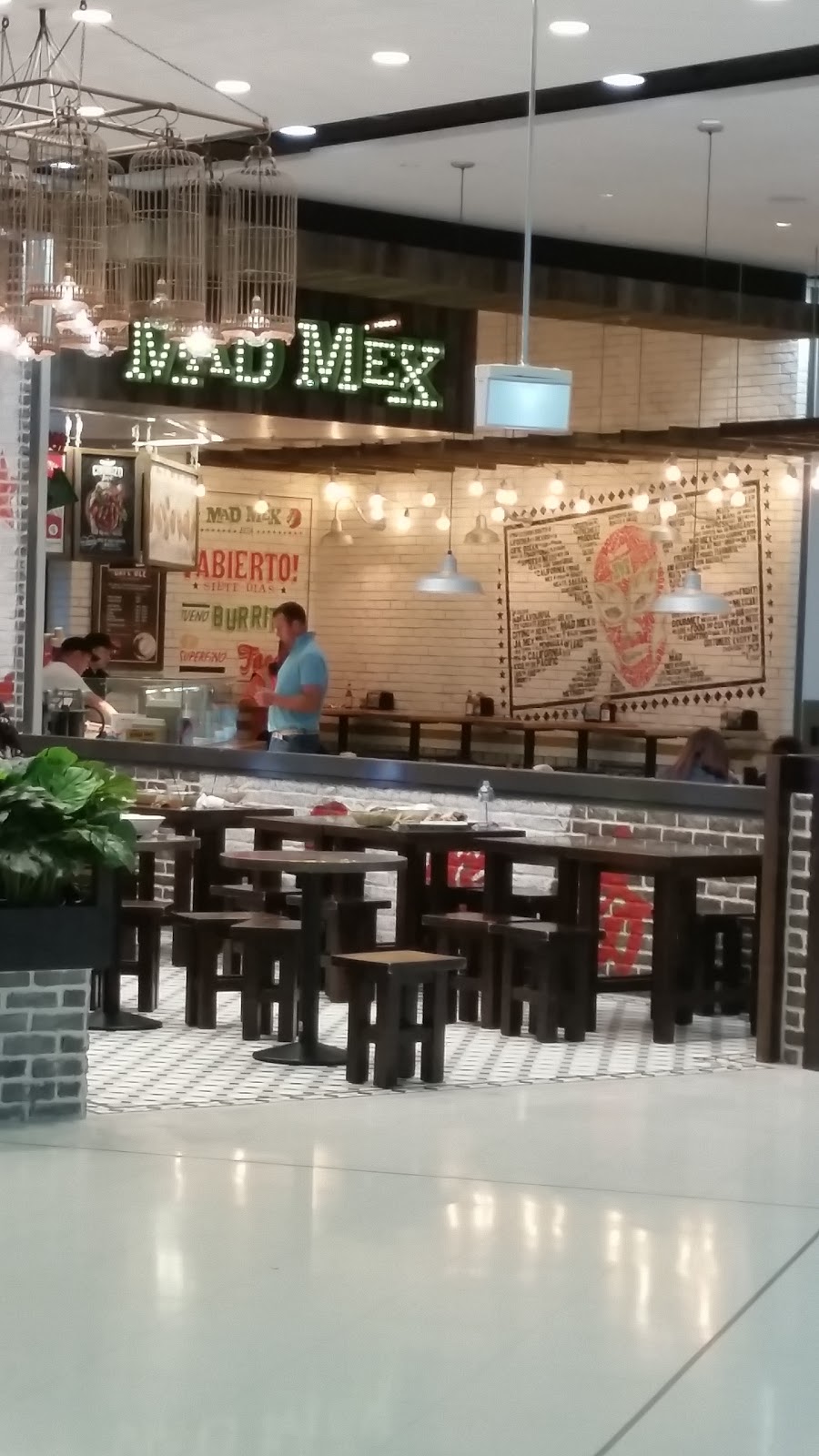 Mad Mex | restaurant | Airport Dr, Sydney NSW 2020, Australia | 0296676318 OR +61 2 9667 6318