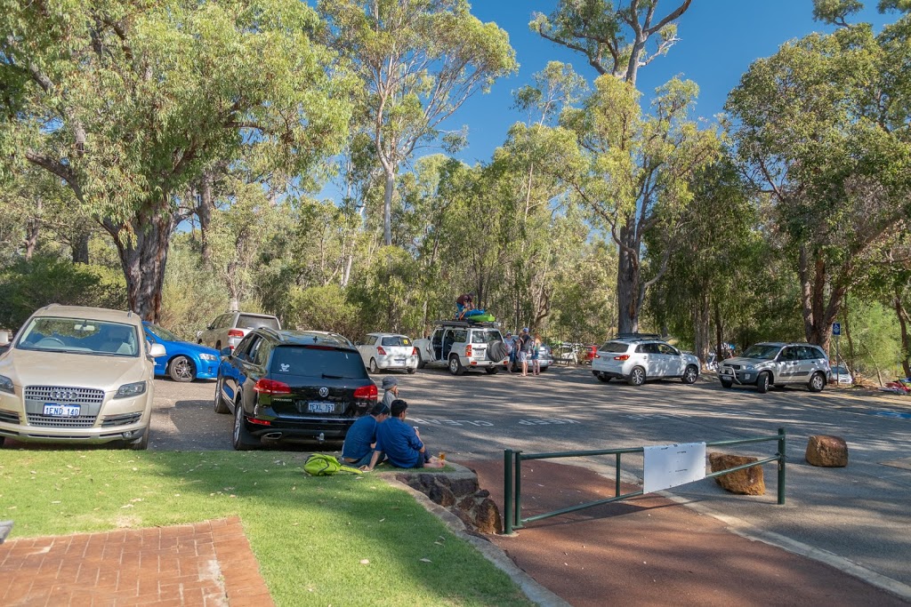 Lake Leschenaultia Campground & Reflections Cafe | 2134 Rosedale Rd, Chidlow WA 6556, Australia | Phone: 92906645