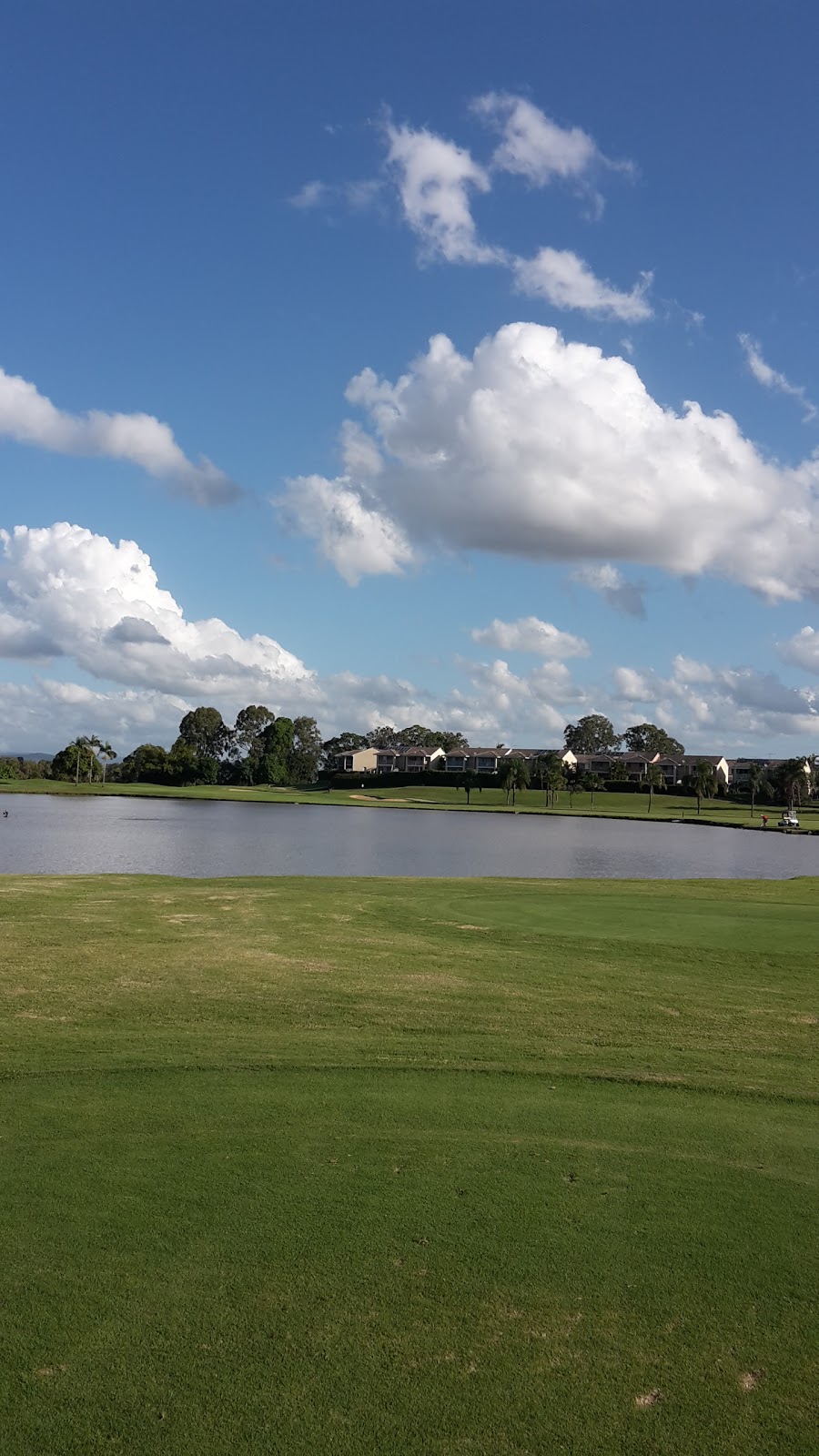 Riverlakes Golf Course & Tavern | store | Gleneagles Ave, Cornubia QLD 4130, Australia | 0732876588 OR +61 7 3287 6588