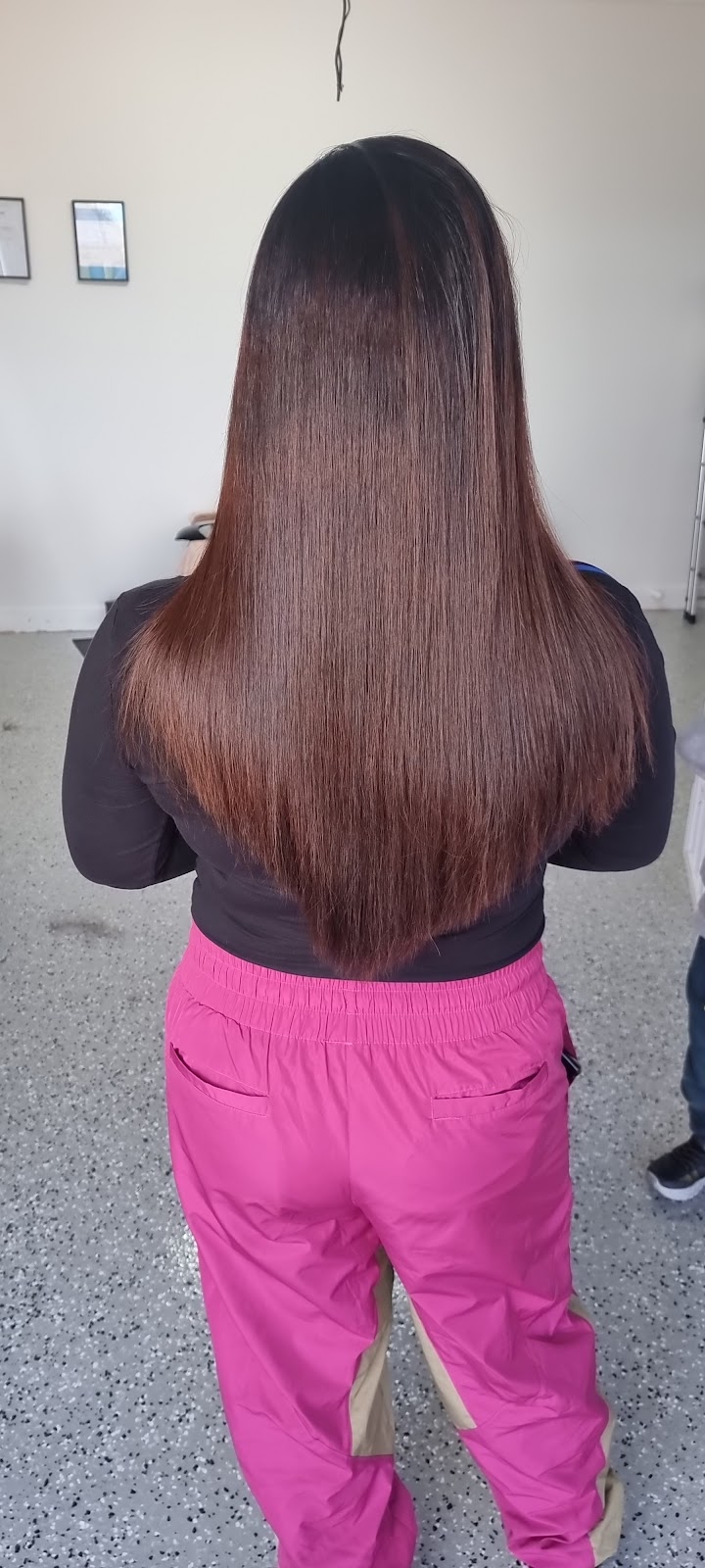 Hair N Smiles | 19 Glebe Approach, Clyde North VIC 3978, Australia | Phone: 0470 618 591