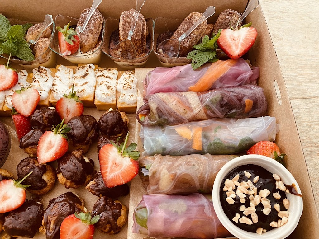 Catering by Fresh Daily Dinners- Catering & Event Hire Service | 8 Robin Close, Merimbula NSW 2548, Australia | Phone: 0423 922 502