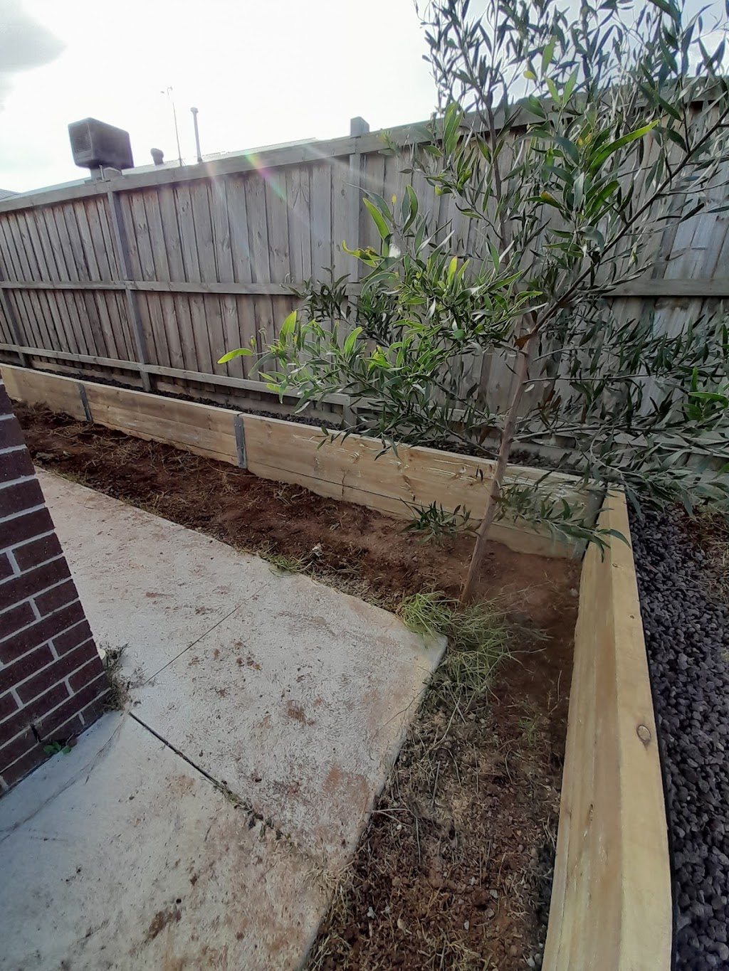 Freedom Fencing and Retaining Walls | 13 Naples Way, Pakenham VIC 3981, Australia | Phone: 0413 350 383