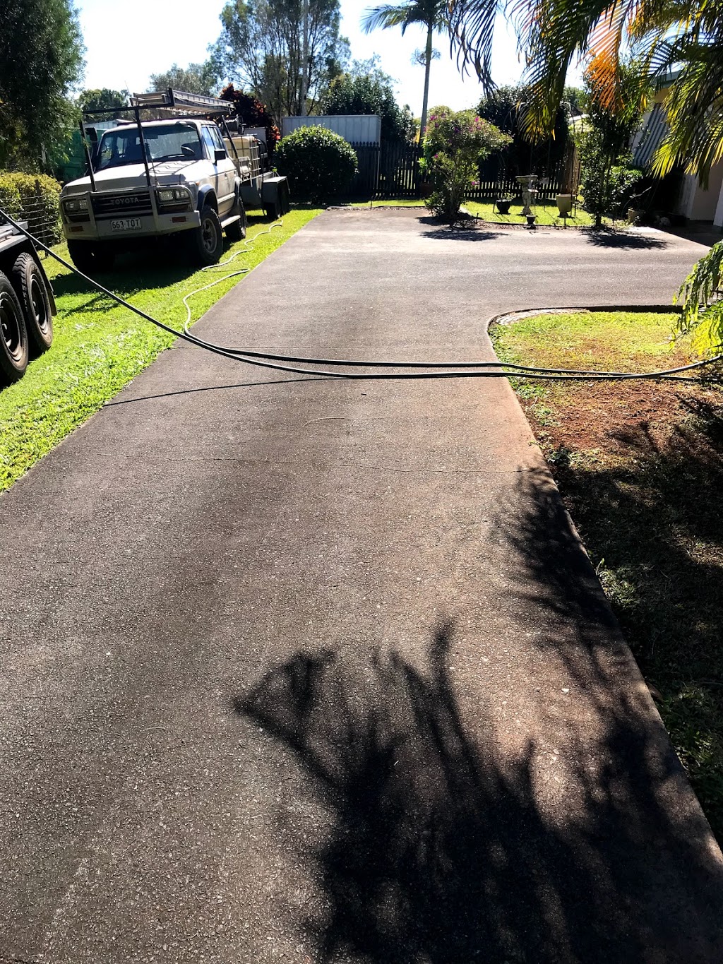 FNQ Pressure Cleaning | 410 Atherton Herberton Rd, Carrington QLD 4883, Australia | Phone: 0433 122 003