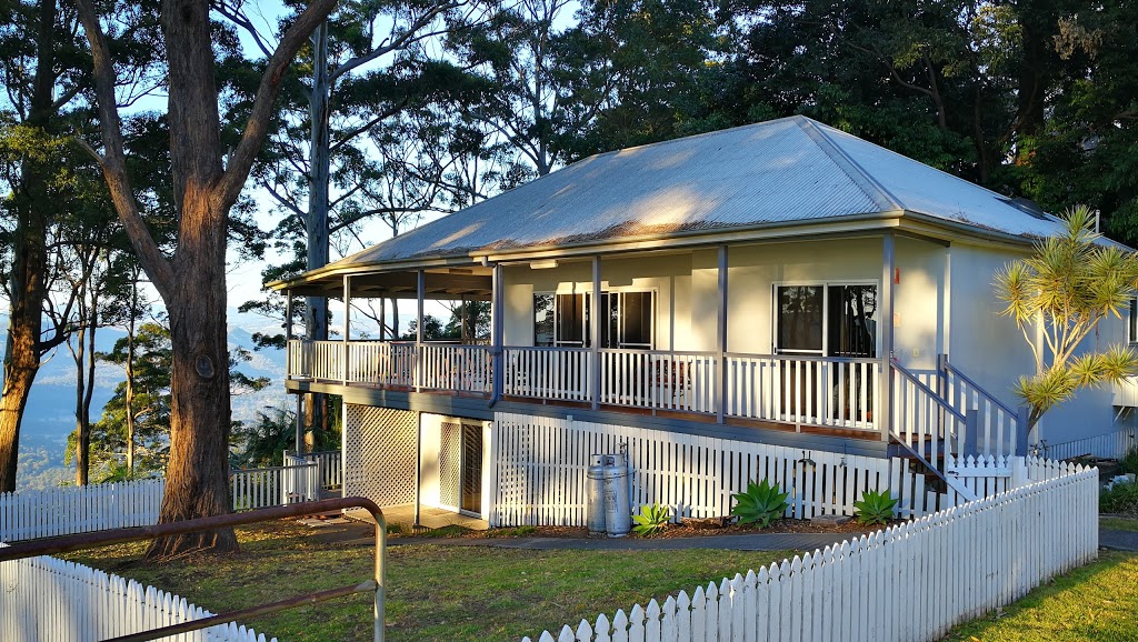 Aaronlee Retreat | 13 Munro St., Mount Tamborine QLD 4272, Australia | Phone: (07) 5545 3121