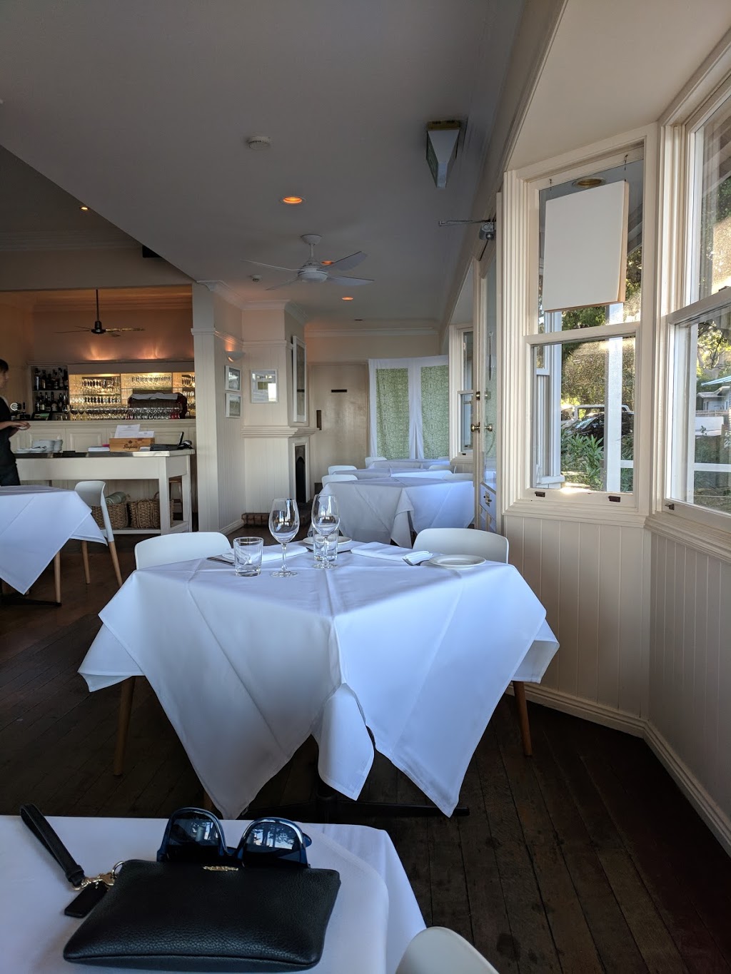 Pearls on the Beach | restaurant | 1 Tourmaline Ave, Pearl Beach NSW 2256, Australia | 0243424400 OR +61 2 4342 4400