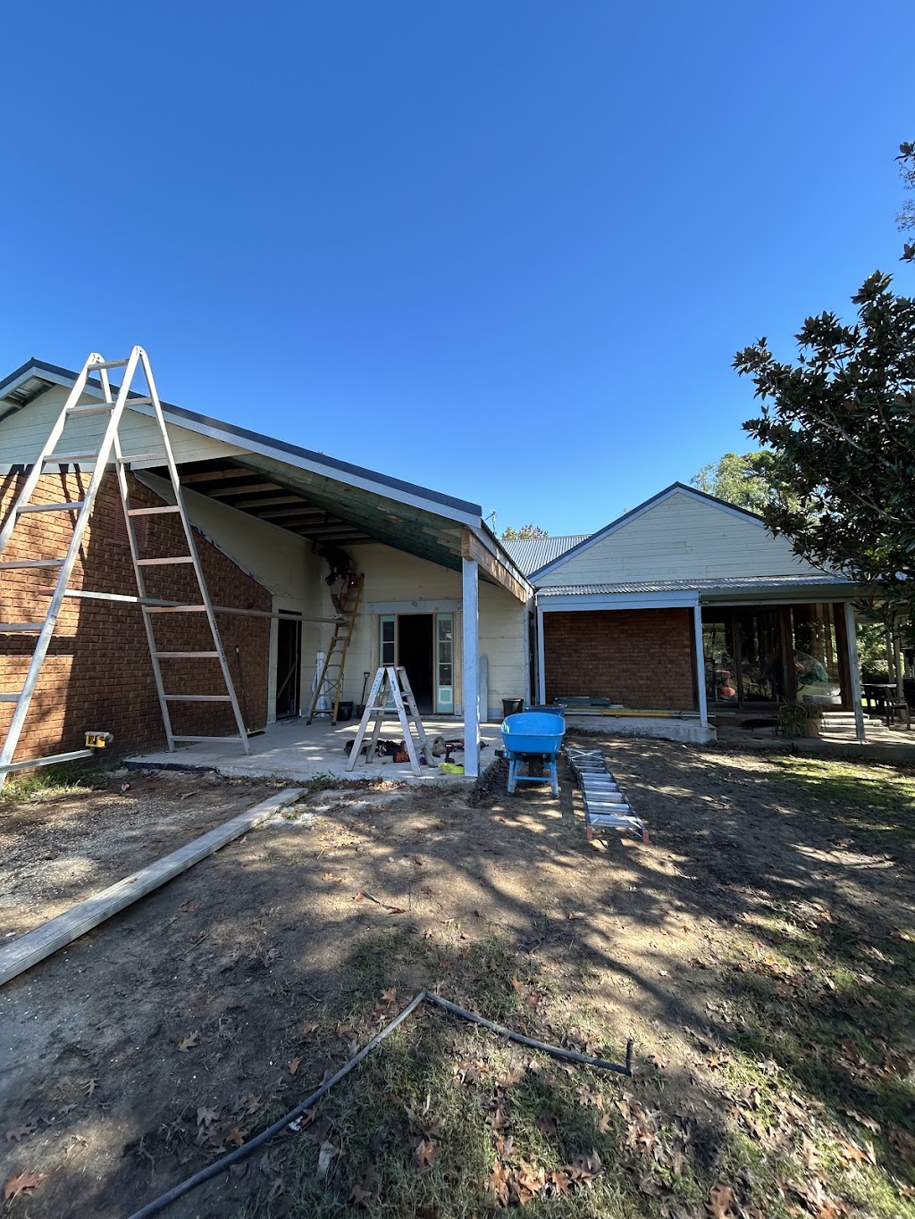 B-Built Projects Pty Ltd | 82 Golden Valley Dr, Glossodia NSW 2756, Australia | Phone: 0422 406 608