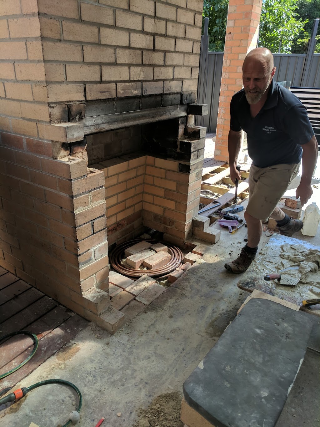 Rod Skewes Bricklaying | 11 Harold Ct, Alfredton VIC 3350, Australia | Phone: 0408 518 279