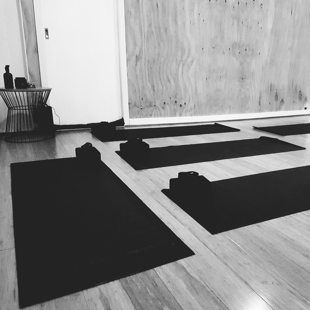 Square One Yoga | 72 Maroondah Hwy, Croydon VIC 3136, Australia | Phone: 0425 828 850