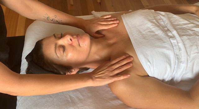 Emma Massage: Bangalow Massage & Facial Gua Sha | 2 Wattle Pl, Bangalow NSW 2479, Australia | Phone: 0435 765 928