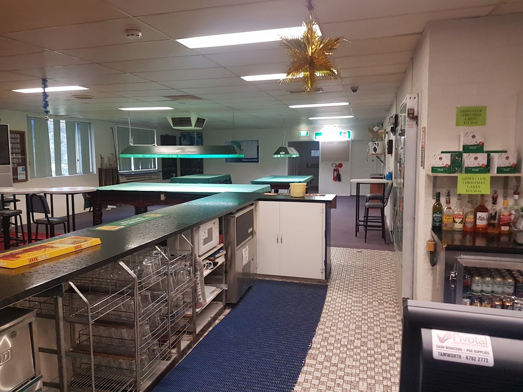 Oxley Bowling Club |  | 158-168 Piper St, North Tamworth NSW 2340, Australia | 0267663449 OR +61 2 6766 3449