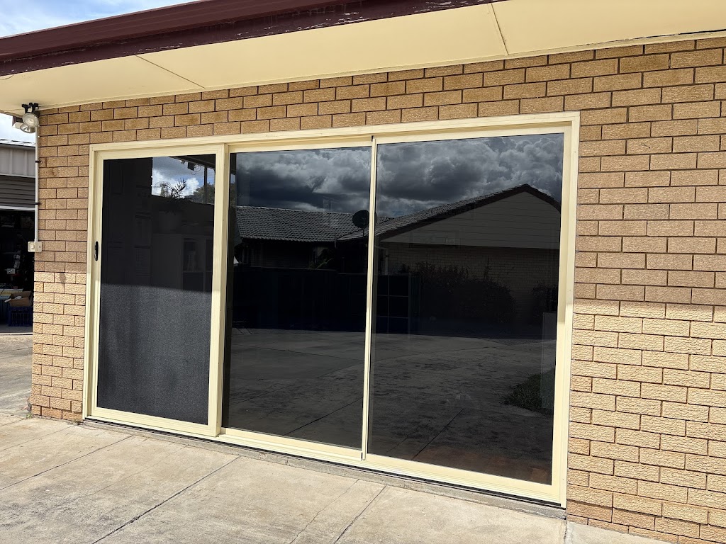Hawkins Valley Glass | 66a Kurrajong Rd, Kurrajong NSW 2758, Australia | Phone: 0418 168 783