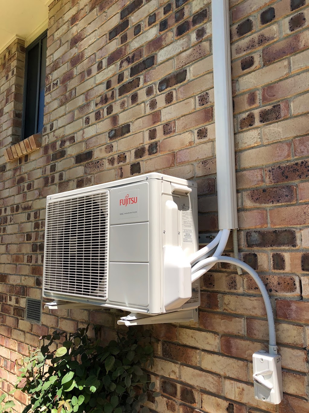 Clark Electrical & Air Conditioning | 5/12 Sandford St, Mitchell ACT 2611, Australia | Phone: 1300 230 462
