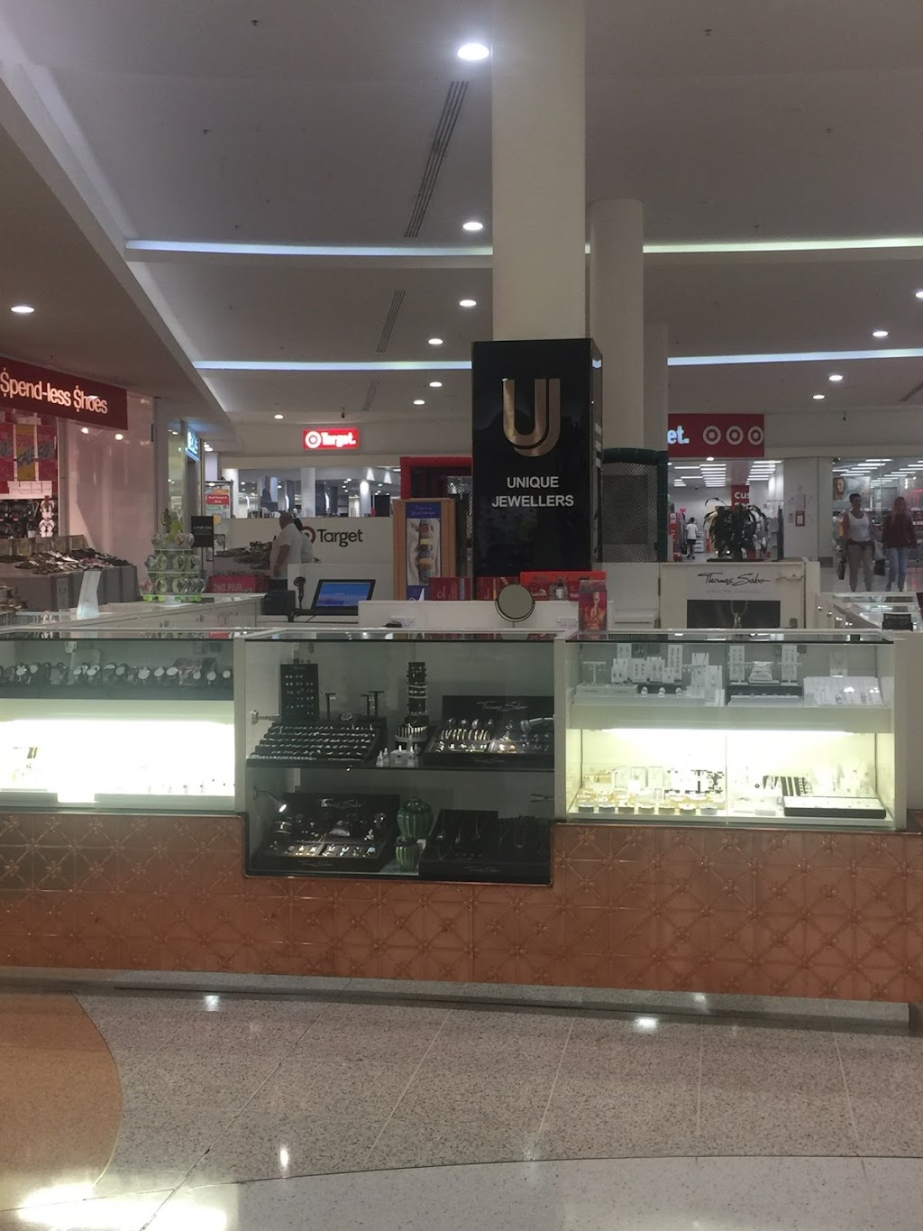 Unique Jewellers | jewelry store | 211 Lake Entrance Rd, Shellharbour City Centre NSW 2529, Australia | 0411701109 OR +61 411 701 109