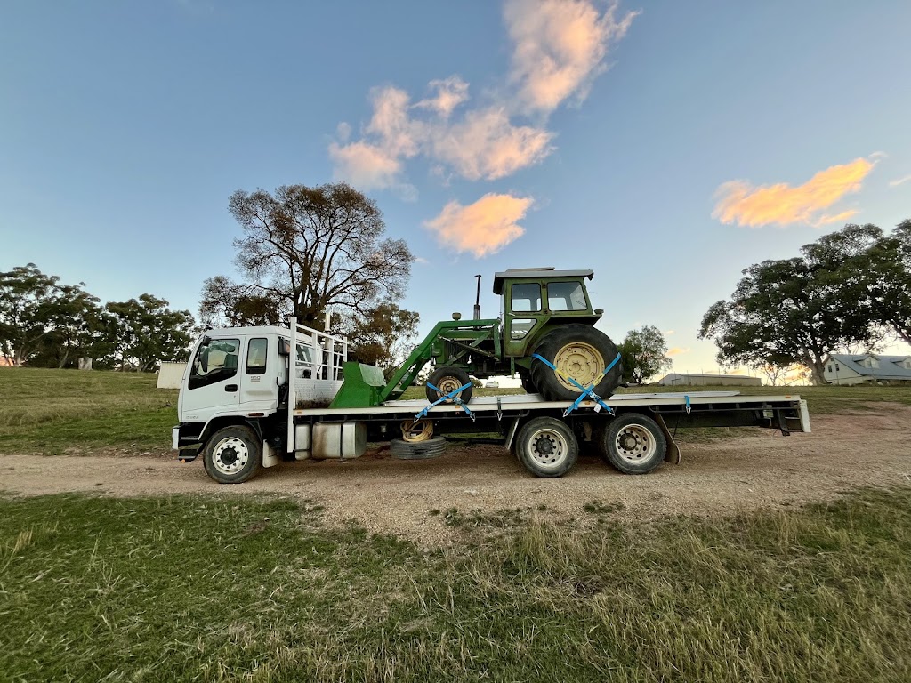 Capertee Valley Livestock Transport | 484 Crown Station Rd, Glen Davis NSW 2846, Australia | Phone: 0414 668 525
