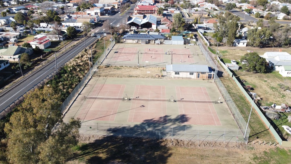 Manilla and District Tennis Club |  | Progress Ln, Manilla NSW 2346, Australia | 0267857321 OR +61 2 6785 7321