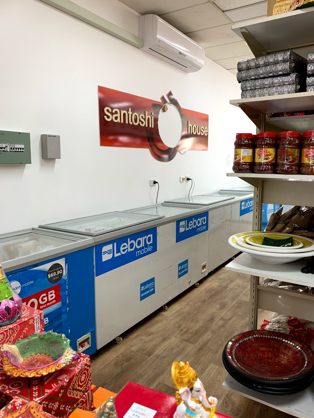 Aum Santoshi | store | Unnamed Road, Cannon Hill QLD 4170, Australia