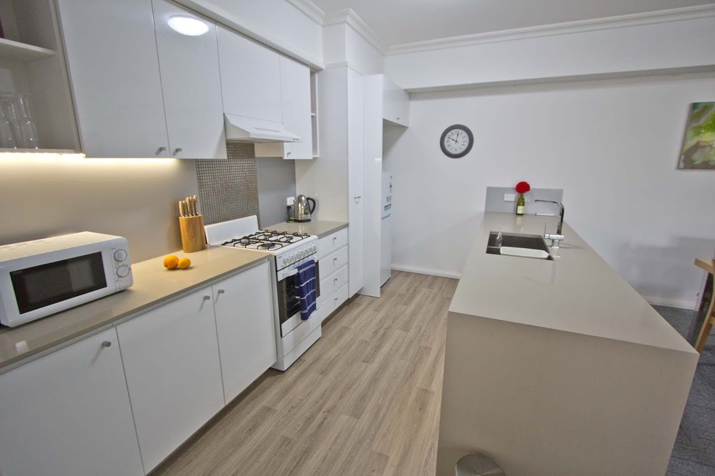 Morisset Serviced Apartments | lodging | 20 Yambo St, Morisset NSW 2264, Australia | 0240010119 OR +61 2 4001 0119