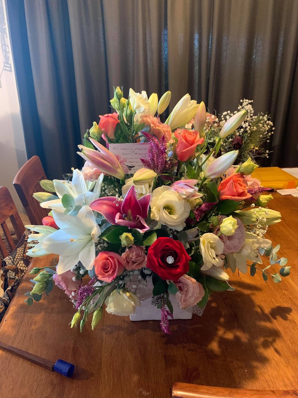 Kerrys Flowers | 626 Pinjarra Rd cnr, Furnissdale Rd, Furnissdale WA 6209, Australia | Phone: 0418 911 728