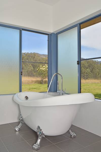 James Estate Homestead | 1210 Hermitage Rd, Pokolbin NSW 2320, Australia | Phone: (02) 8840 2852