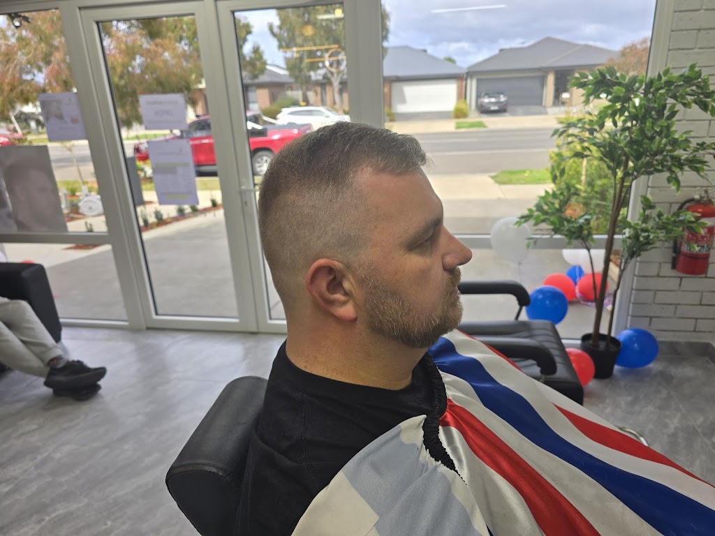 SUPER BARBER | 200 Warralily Blvd, Armstrong Creek VIC 3217, Australia | Phone: (03) 5249 5729