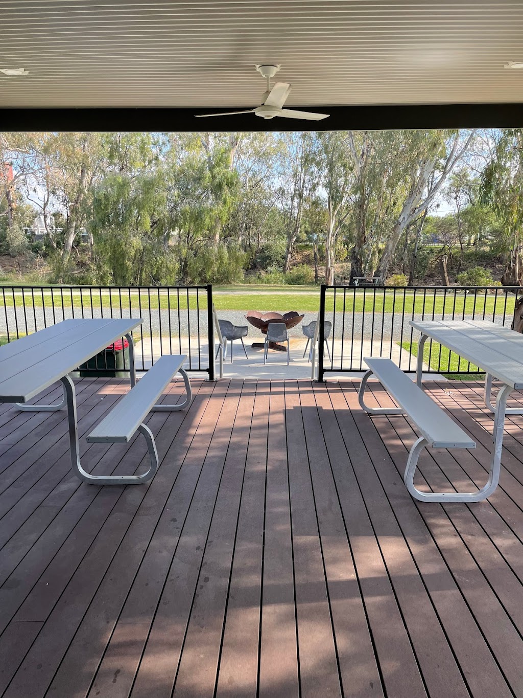 Rochester Riverside Holiday Park | 1 Church St, Rochester VIC 3561, Australia | Phone: 0473 222 030