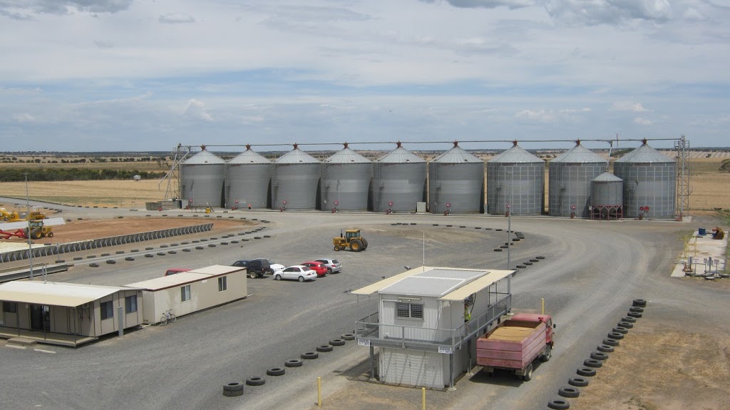 Nhill Bulk Handling | 4 Rethus Dr, Nhill VIC 3418, Australia | Phone: (03) 5391 1855