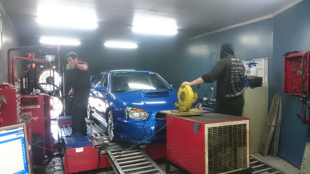 Chasers Motorworks | car repair | 4/440 Dynon Rd, West Melbourne VIC 3003, Australia | 0396877118 OR +61 3 9687 7118
