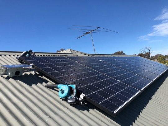 Urban Renewables Wangaratta | 8 Wonga Park Dr, Waldara VIC 3678, Australia | Phone: 0421 672 200