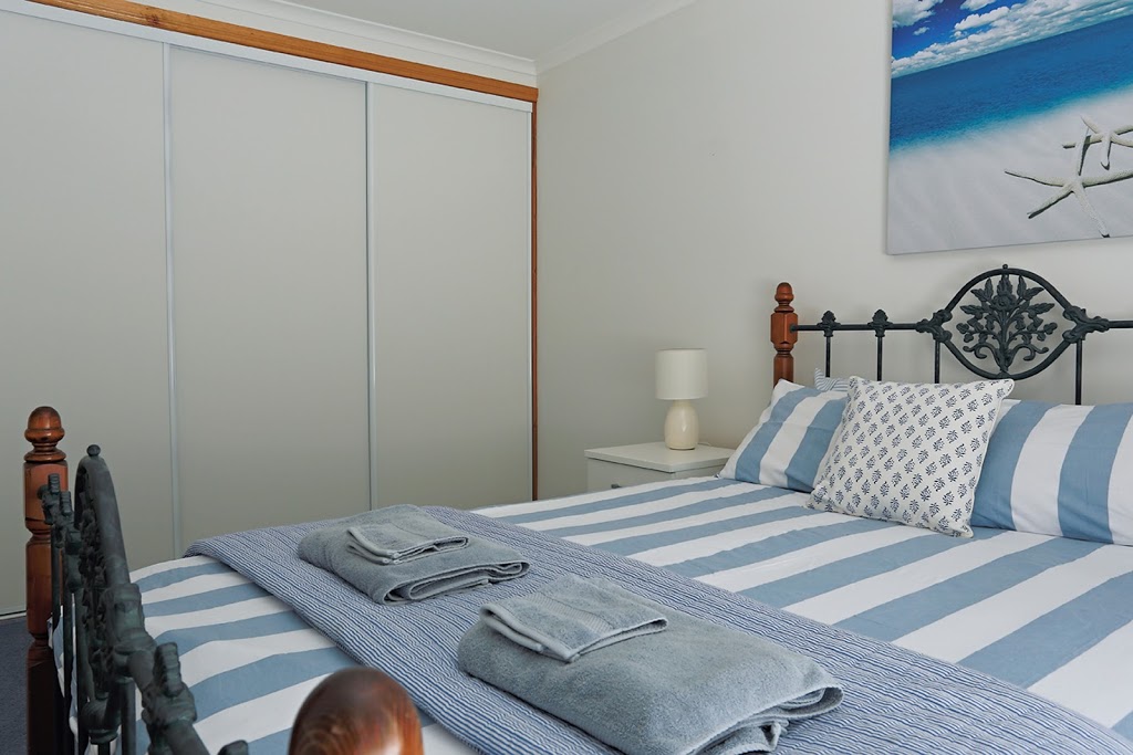 Blue Fin Holiday Homes | lodging | 7 Shell Dr, Port Macdonnell SA 5291, Australia | 0417855280 OR +61 417 855 280