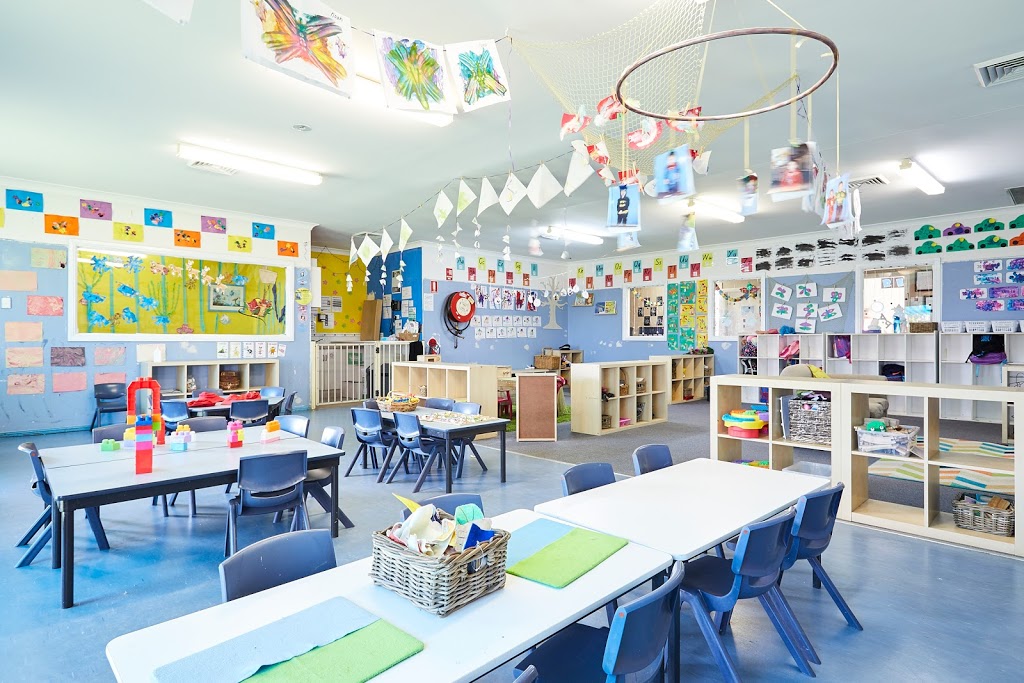 Kids Academy Glenmore Park | school | 66 Woodlands Dr, Glenmore Park NSW 2745, Australia | 0247335210 OR +61 2 4733 5210
