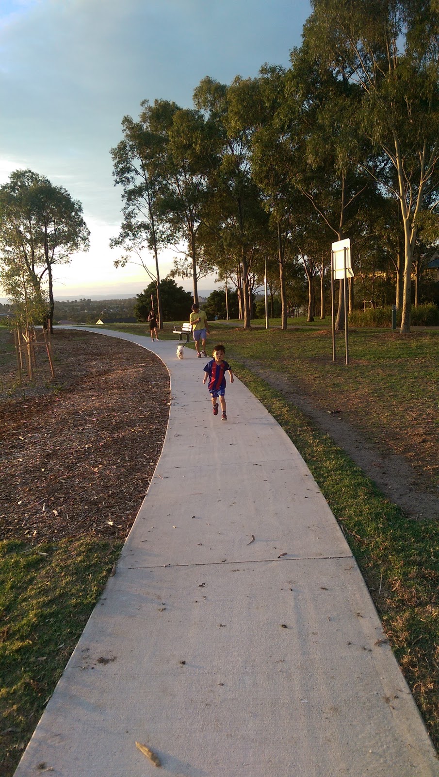 Beaumont Hills Walkway | park | 119 Redden Dr, Kellyville NSW 2155, Australia | 0298430555 OR +61 2 9843 0555