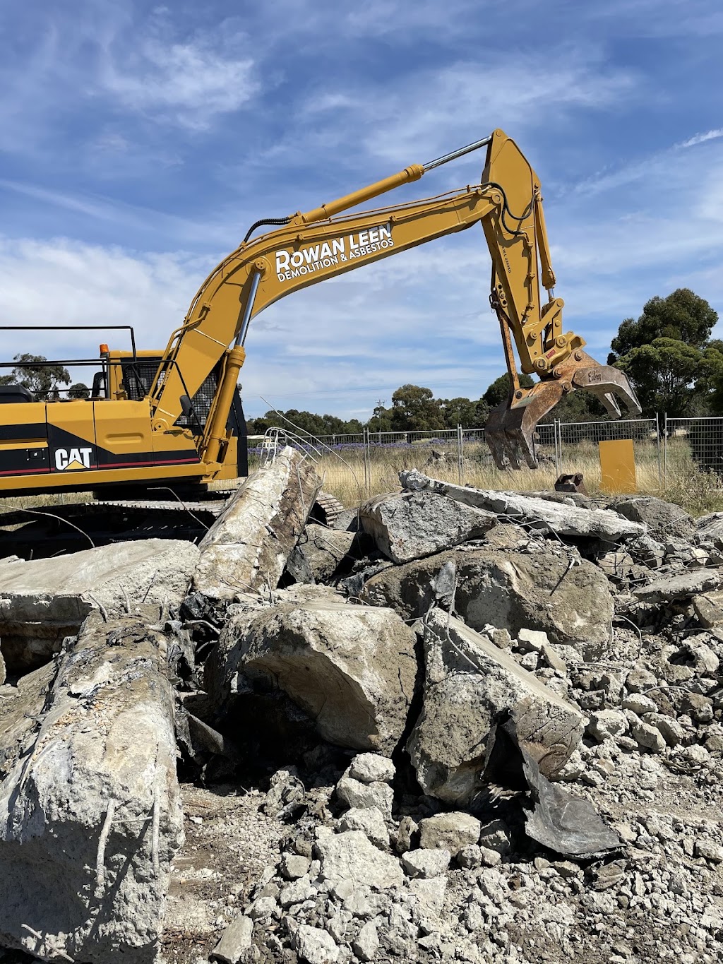 Rowan Leen Demolition & Asbestos | 40 Gregory Ave, Newtown VIC 3215, Australia | Phone: 0448 882 776