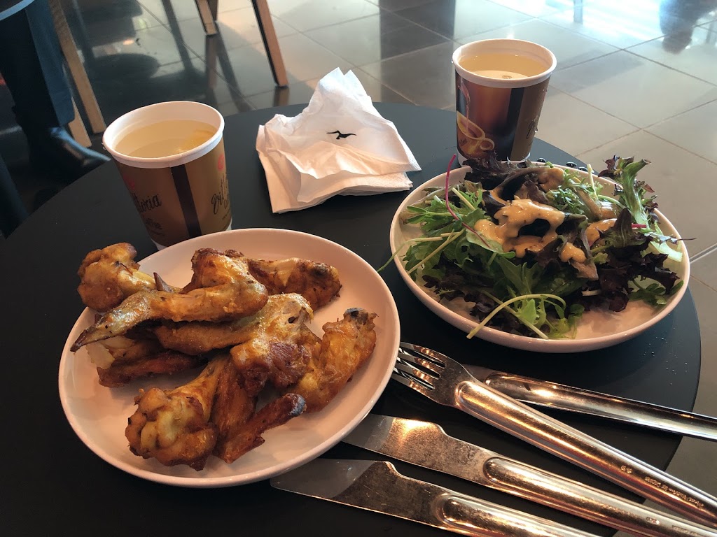 Qantas Club Lounge | 1, Sydney Airport (SYD), Domestic Terminal 3, Qantas Dr, Sydney NSW 2020, Australia | Phone: (02) 9952 9516