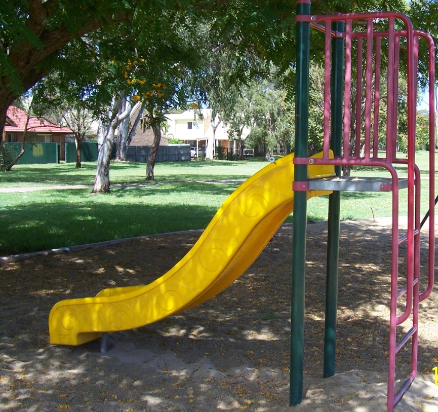 William Ross Park Playground | Cleveland QLD 4163, Australia | Phone: (07) 3829 8999